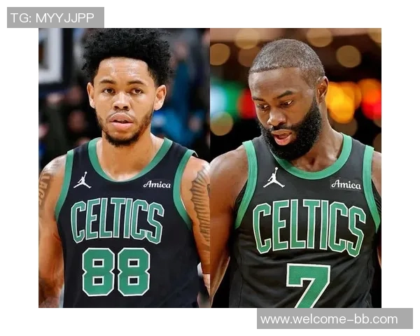 媒体人分析绿军西蒙斯表现引发争议是继续培养还是寻求内线替代